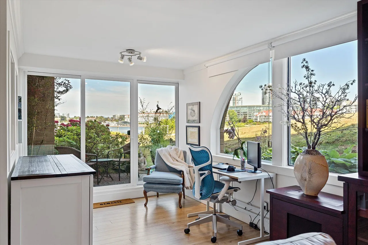 101-640 Montreal Street, Victoria, British Columbia