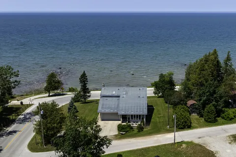 71 Mcvicar St, Saugeen Shores