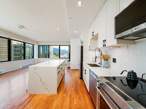 1333 Georgia Street W #502, Vancouver