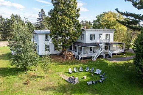 1162 Rue Principale, Prévost