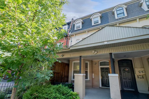 227 Beverley St, Toronto