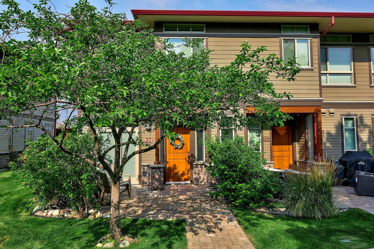 37-175 Holloway Drive, Kamloops, British Columbia