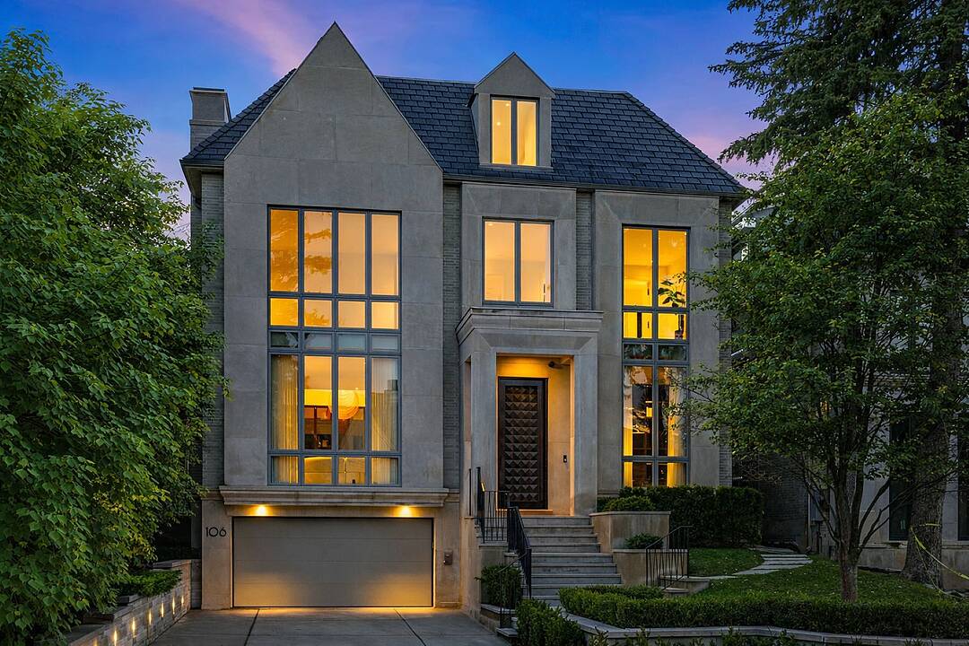 106 Glenayr Rd, Toronto, Ontario