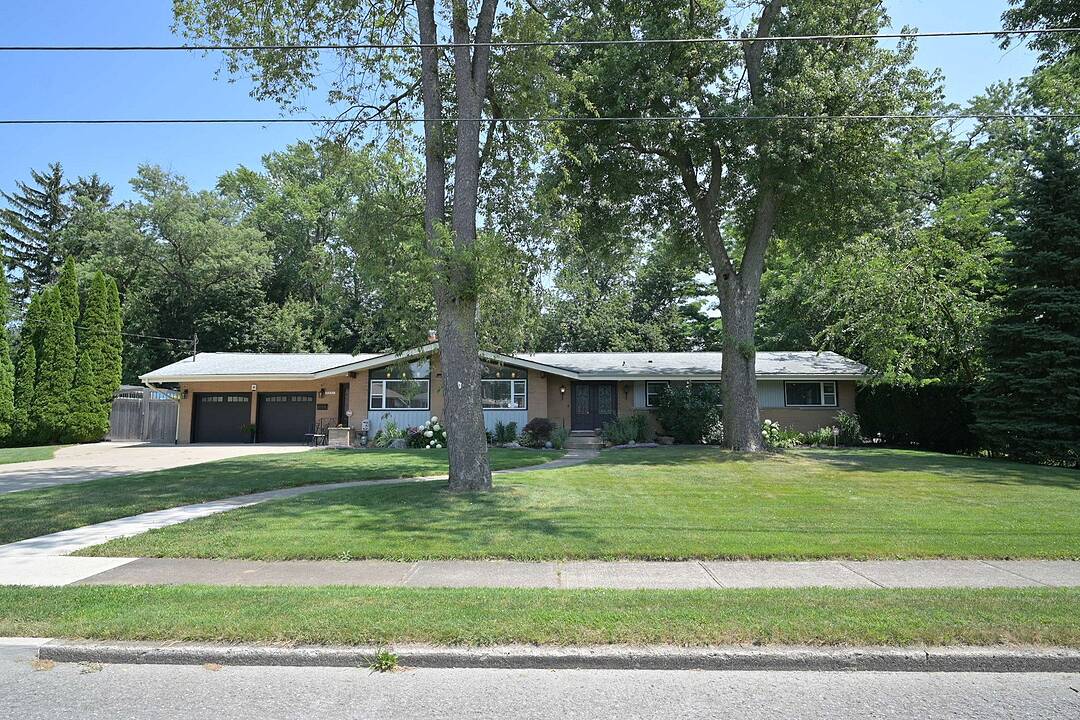6292 Brookfield Ave, Niagara Falls, Ontario