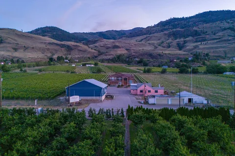 4564 Highway 97, Oliver