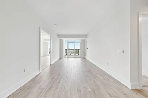 858 Dupont St #834, Toronto