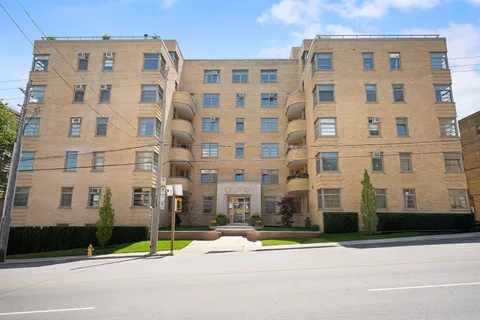 717 Eglinton Ave W #510, Toronto