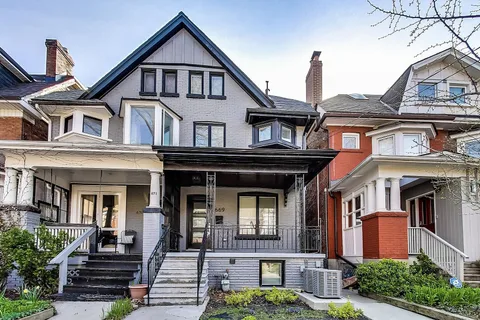669 Euclid Ave #Lower, Toronto