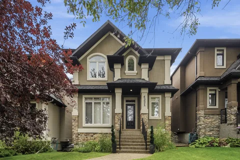 4221 17 Street SW, Calgary