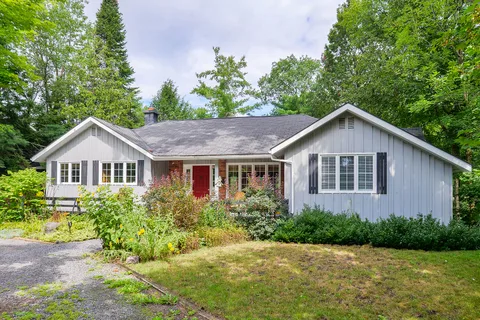 590 Hotchkiss Street, Gravenhurst