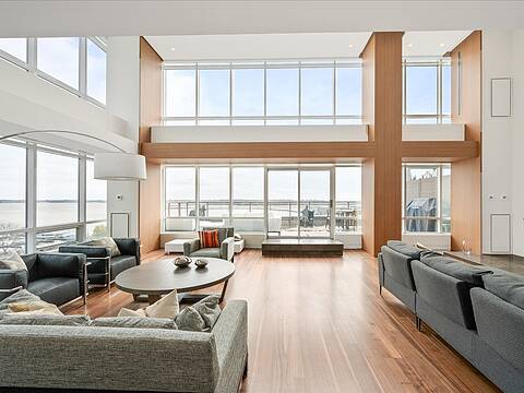 500 Queens Quay W #PH1001W, Toronto