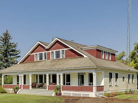 141034 Township Road 190, Rural Newell