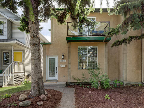 1209 18 Avenue NW, Calgary