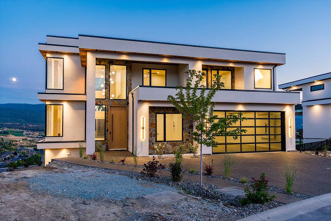 1082 Carnoustie Drive, Kelowna, British Columbia