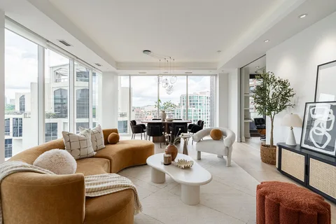 88 Davenport Rd #804, Toronto