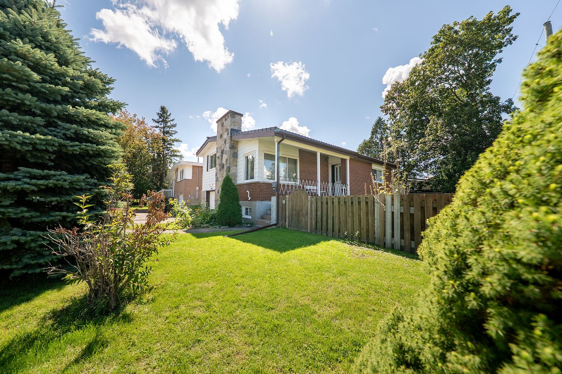 4447 Rue Royal — photo 3