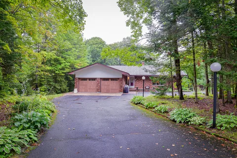 55 Denniss Drive, Bracebridge