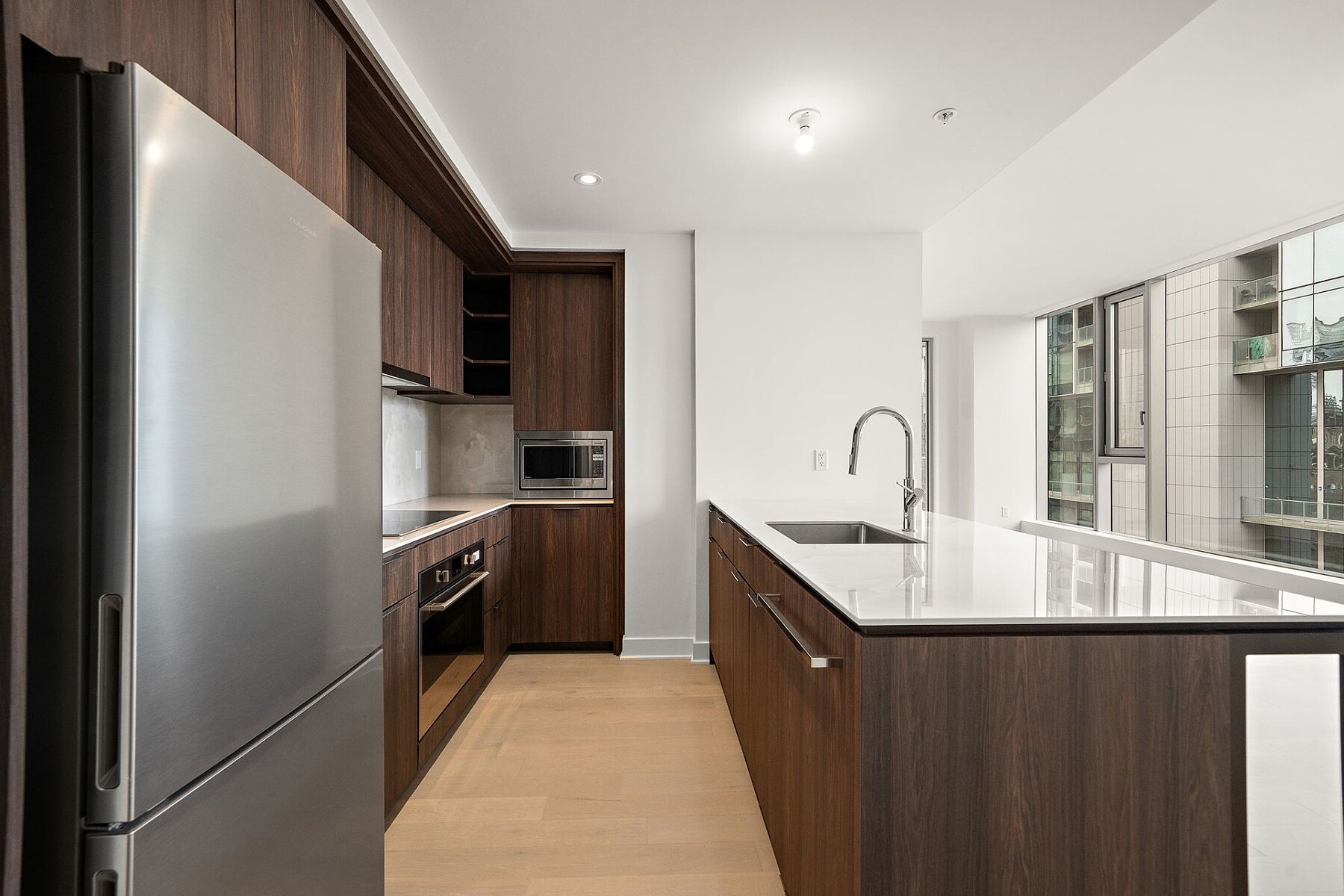 1200 Rue Drummond — photo 3