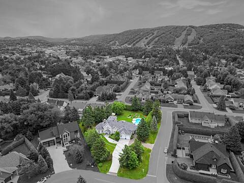 25 Av. des Chevaliers, Saint-Sauveur, Quebec