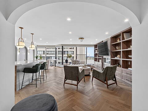 65 Harbour Sq #3503, Toronto