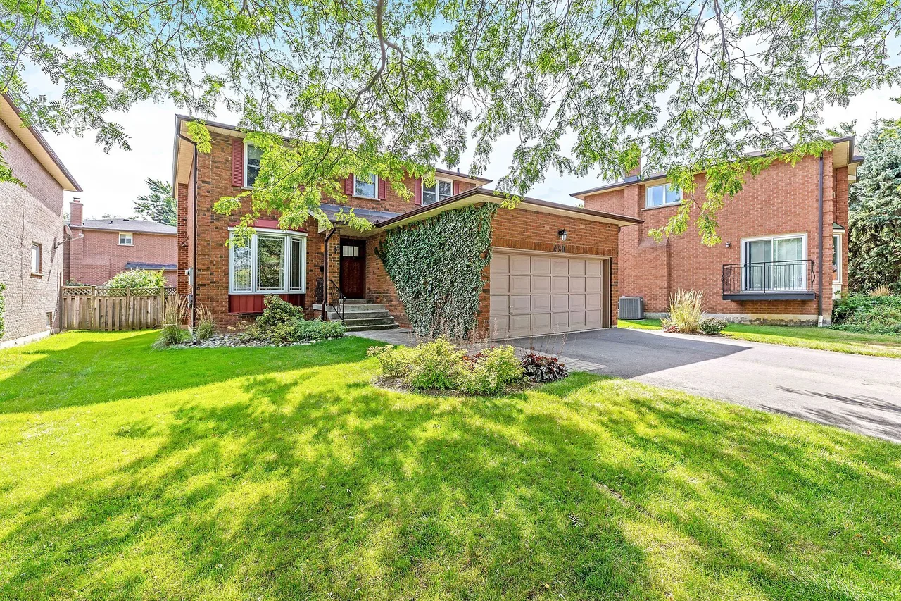 420 The Thicket, Mississauga, Ontario