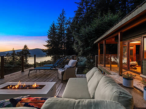 505 Upper Bayview Road, Lions Bay