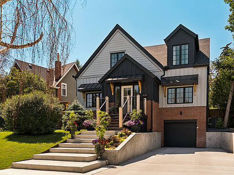 1633 Shelbourne Street SW, Calgary