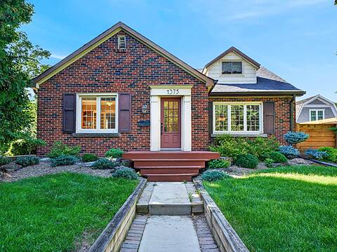 1375 Caroline St, Burlington