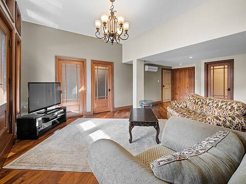 65C Rue D'Auteuil, Apt. 3, La Cité