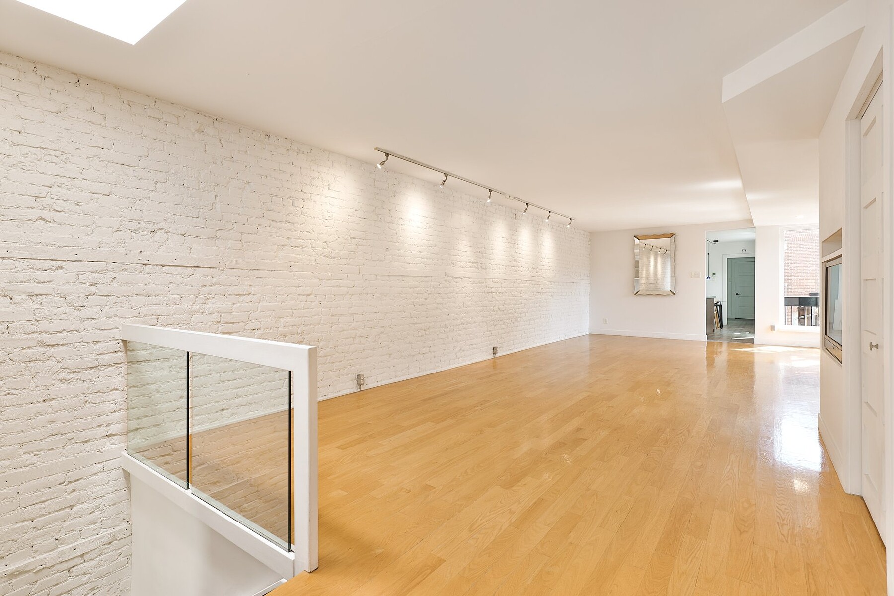 398 Rue Labadie — photo 3