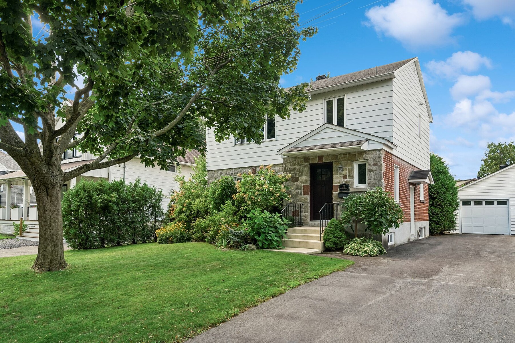 22 Av. Brunet — photo 1