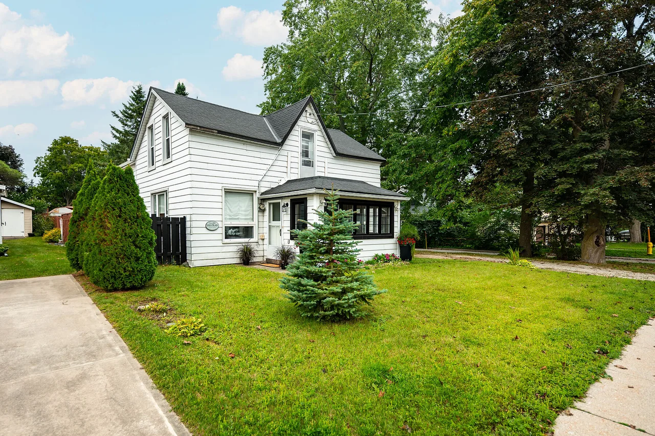 235 Spence St, Saugeen Shores, Ontario
