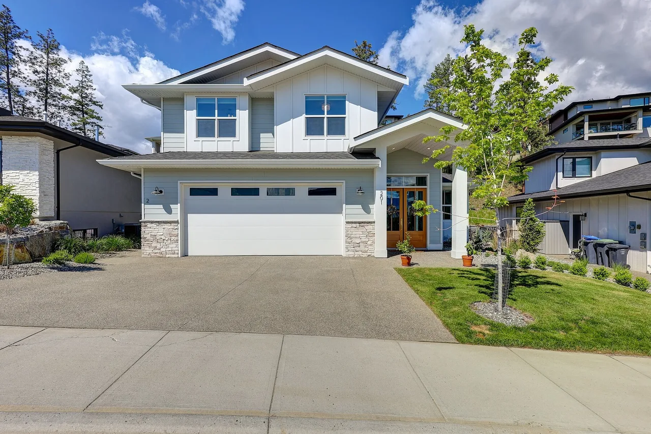 201 Summer Wood Drive, Kelowna, British Columbia