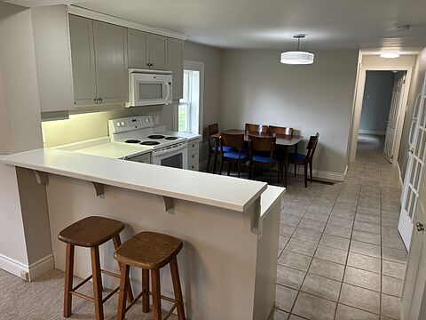 303 Oak Street, Collingwood