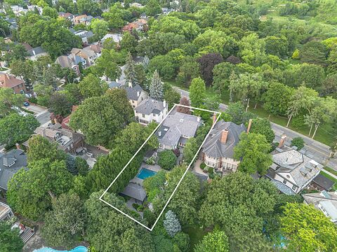 266 Douglas Dr, Toronto