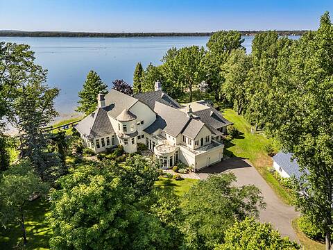 2059 Ch. du Bord-du-Lac, L'île-Bizard / Sainte-Geneviève