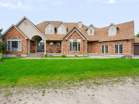 11525 5th Line Nassagaweya, Milton