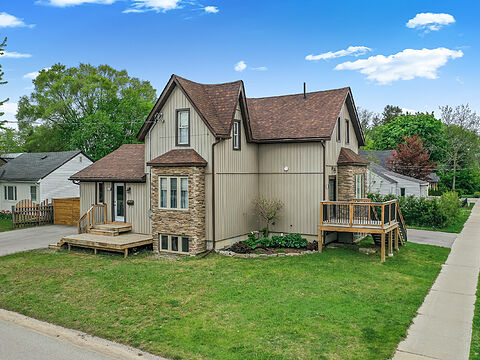 218 Fifth Street #Unit 2, Collingwood
