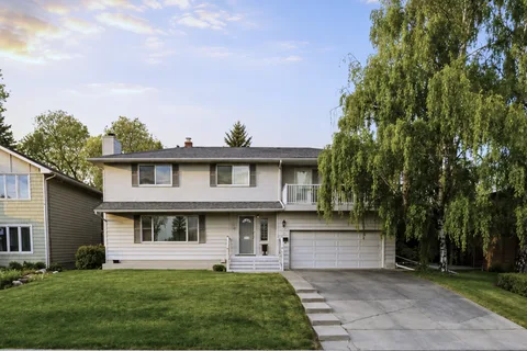 4015 14a Street SW, Calgary