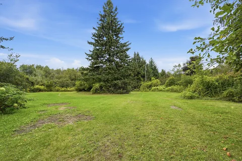 5464 8th Line, Erin