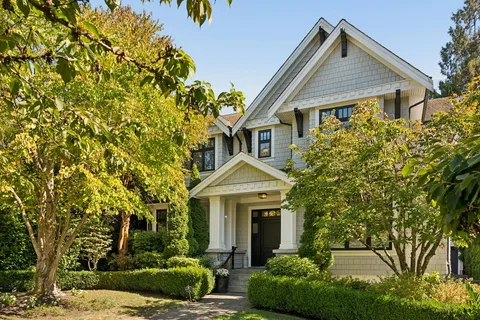 5562 Crown Street, Vancouver