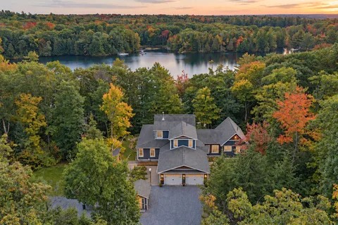 75 Dora Creek Lane, Seguin, Parry Sound