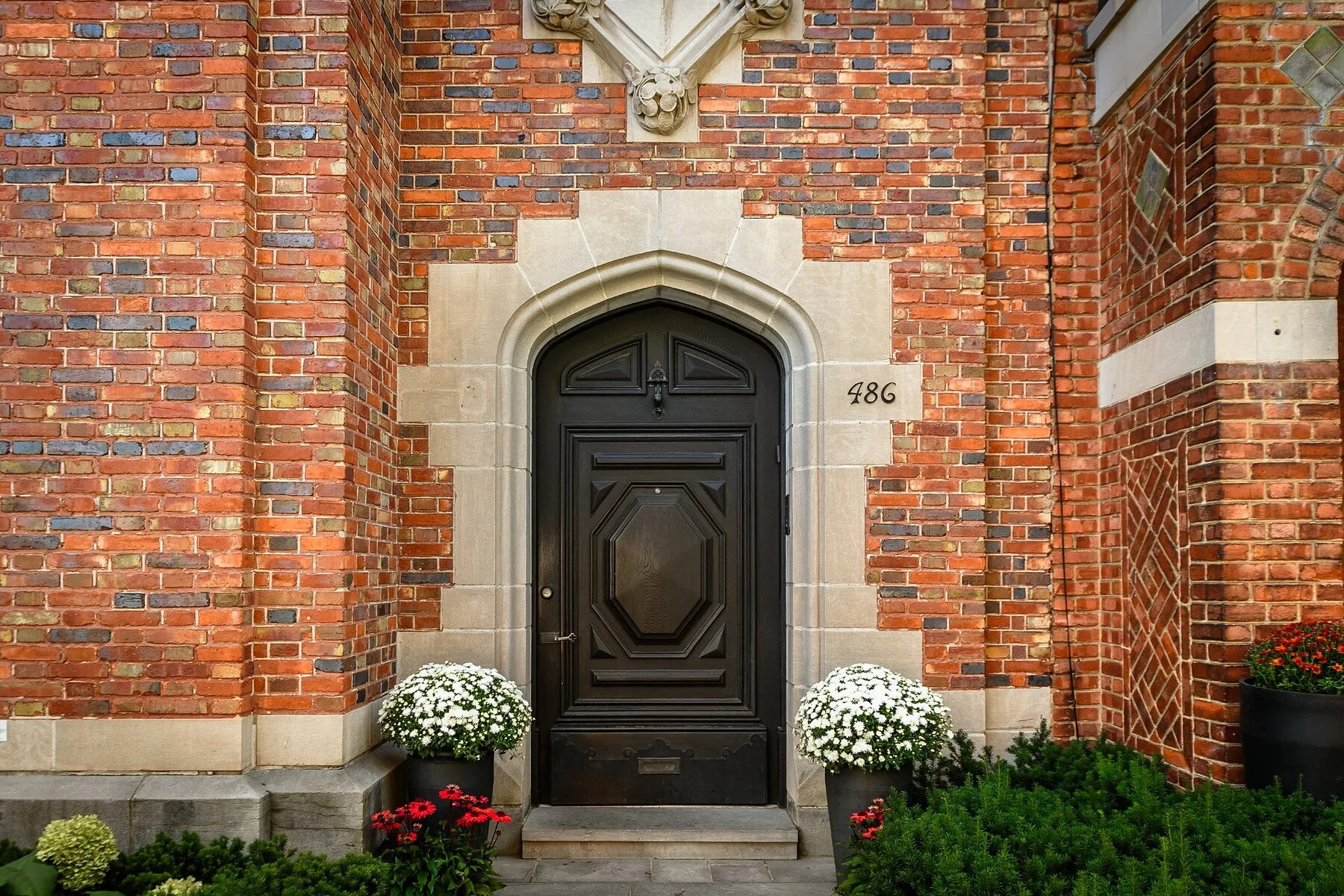 486 Av. Wood — photo 1