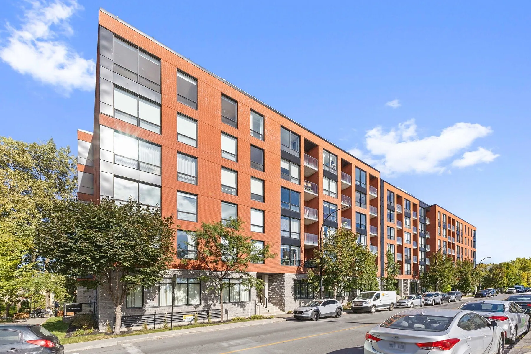 2727 Rue St-Patrick — photo 1