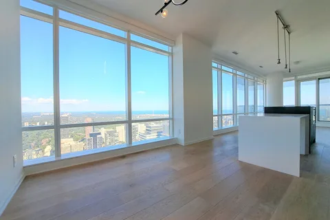 1 Bloor St E #6404, Toronto
