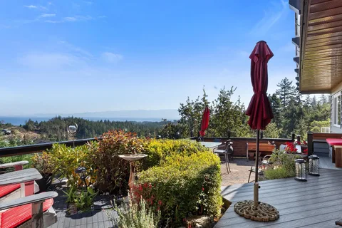 3445 Karger Terrace, Colwood