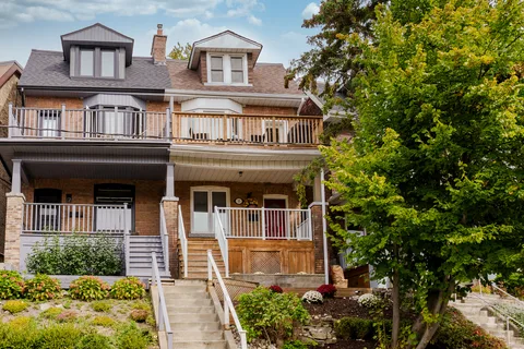 15 Indian Road Cres #Bsmt, Toronto