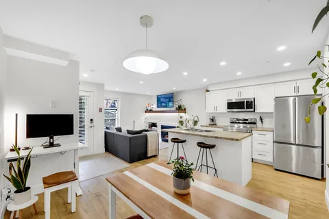 1174 Wingtip Place #102, Squamish