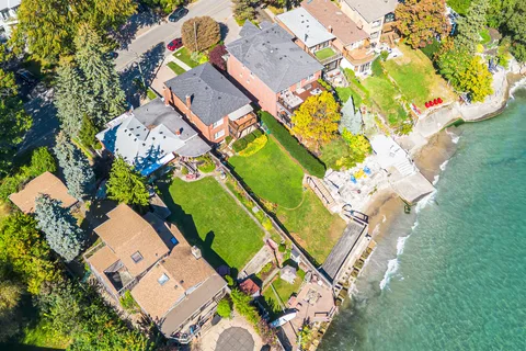 407 Lake Prom, Toronto