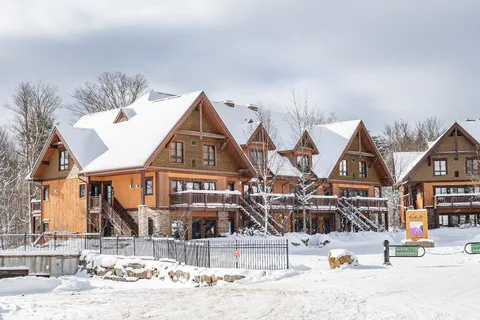1500 Ch. du Versant-Soleil, Apt. 12, Mont-Tremblant